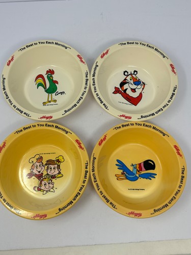 Vintage kellog plastic - vintage, cereal