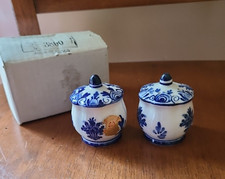 Vintage Ardalt Lenwile Blue White Bone China Salt & Pepper Shaker Set NOS