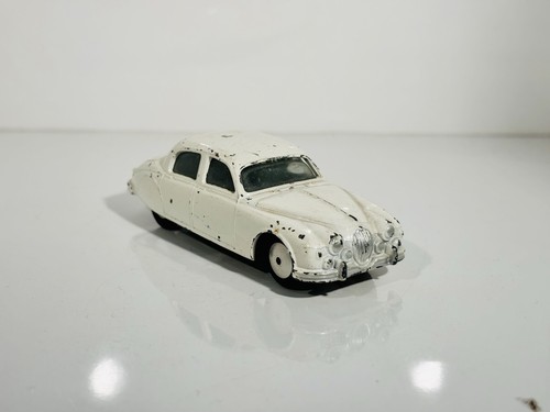 Corgi toys 208 jaguar - corgi, #208
