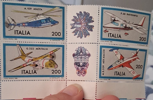 Italy 200 lire postage - 200,
