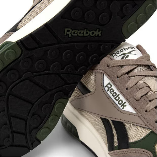 Reebok bnib mens trainers - bnib,