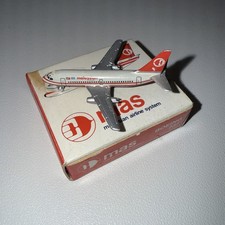 Schabak MALAYSIAN AIRLINES Vintage Boeing 737 Diecast Aircraft Model 1:600 VGC