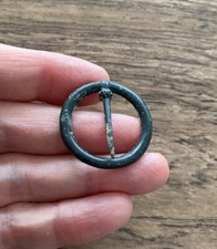 MEDIEVAL. 14TH  CENTURY. BRONZE ANNULAR BROOCH.