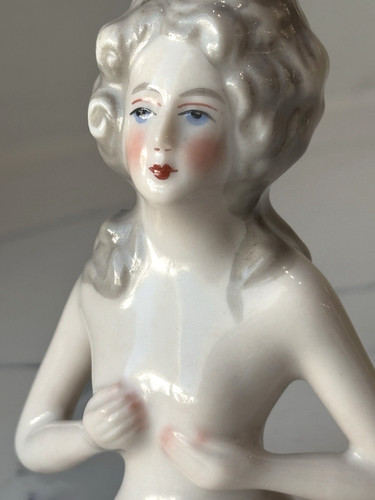 Beauty antique porcelain pin - antique,