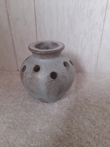 Vintage studio pottery flower - vintage,
