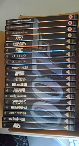 James bond 007 - james,
