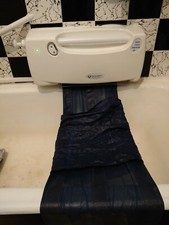 Oak Tree Mobility Bath Lift