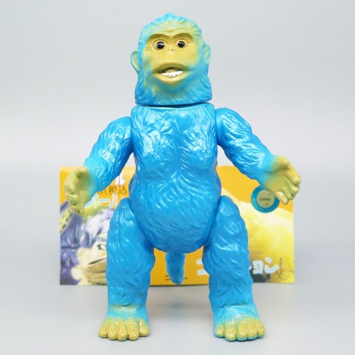Ultraman goro bear - goro,