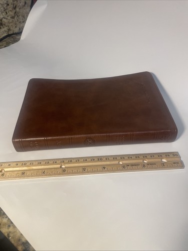Crossway english standard - crossway,