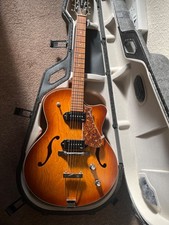 Godin 5th Avenue CW Kingpin II