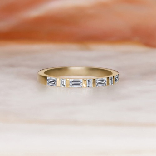 Baguette cut diamond - cut, half