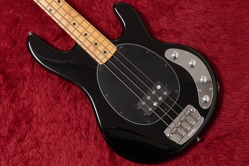 Ernie ball music man stingray - music,