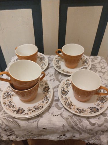Iconic poole pottery - 5,