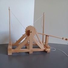 DaVinci Catapult, pre built, working wooden model of war machine catapult