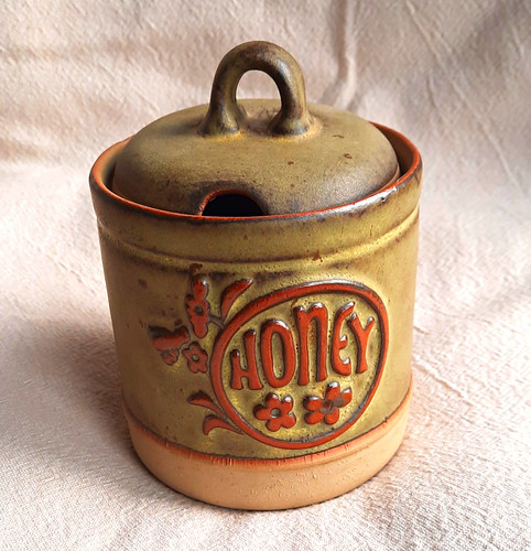 Vintage tremar pottery - vintage, honey