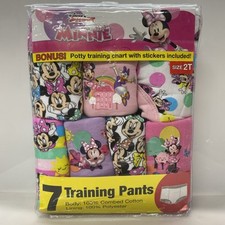 Disney junior Minnie, 7