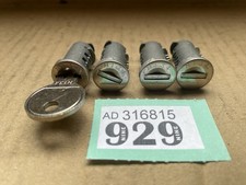 GENUINE  set of 4 THULE USED MATCHING  BARREL  LOCKS PLUS KEY Number N134