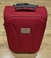 International Traveller Red Carry-On Luggage Suitcase Wheeled Travel Bag Used