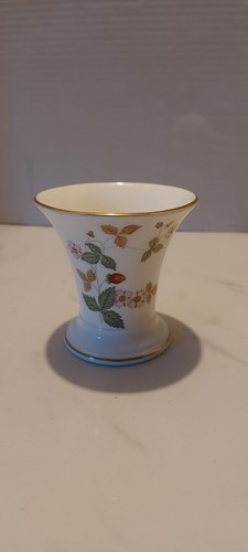 Wedgwood wild strawberry - wedgwood,