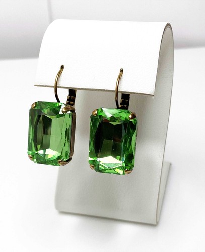 Peridot green crystal earrings - green,