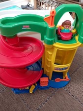 Fisher Price Toy Garage   Rollin Ramps With Cars