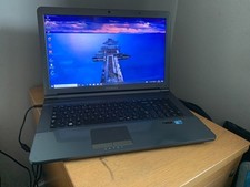 Samsung NP-RC710 Laptop - i5-M480 - 8GB Ram - Windows 10 Pro - 17" Screen (2)