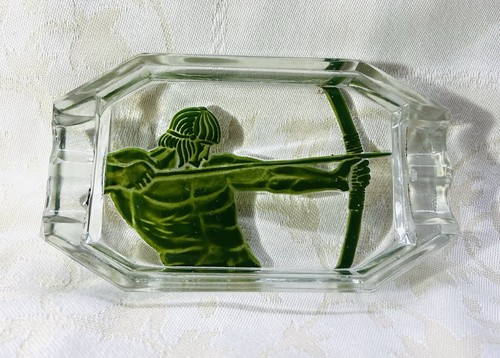 Ashtray cendrier art deco man - art,