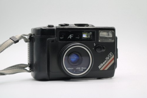 Spares repair nikon - spares, action