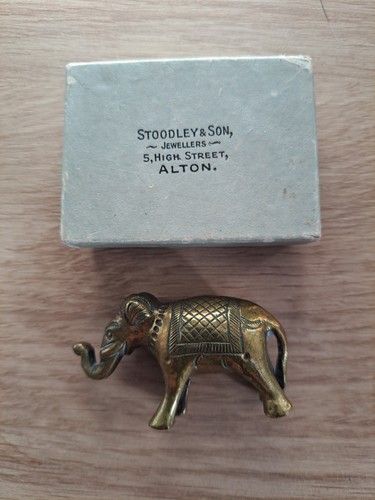 Brass elephant old - 100gm, .