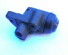 (x1 RIGHT) FORD 400e Thames