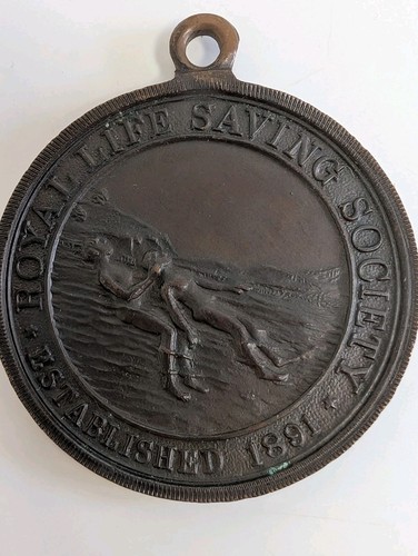 Vintage royal life - royal, saving