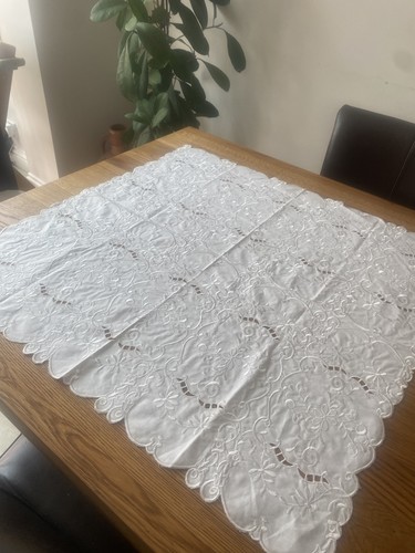 Vintage white cotton floral - vintage,