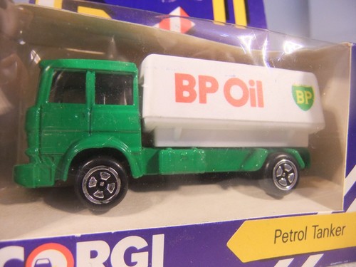 Corgi juniors petrol - corgi,