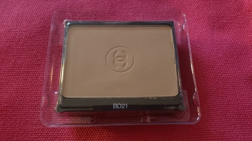 Chanel ultra teint - ultra, compact