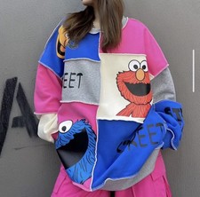 Elmo Sweater Graphic Print