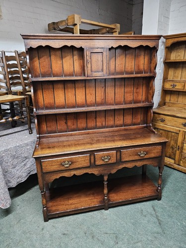Titchmarsh goodwin furniture - &,