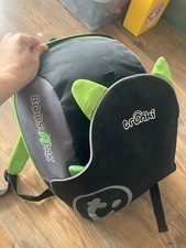 Trunki Boostapak - Combined Travel Backpack and Booster Car Seat (Green)