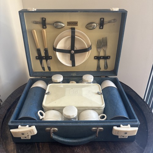 Brexton vintage picnic set - vintage,