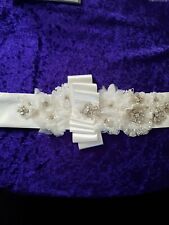 Bnwt wedding belt button on sash ivory with diamante