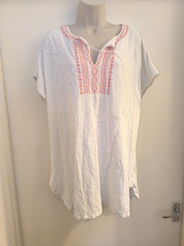 Embroidered white short - embroidered,