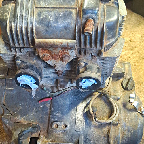 Honda cb250n engine - ,