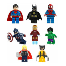 8Pcs Super Hero Comic Mini