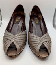 Lot Of 6 Assorted Women's Shoes Black, Purple, Red, Pink, Tan Size 7.5 Narrow