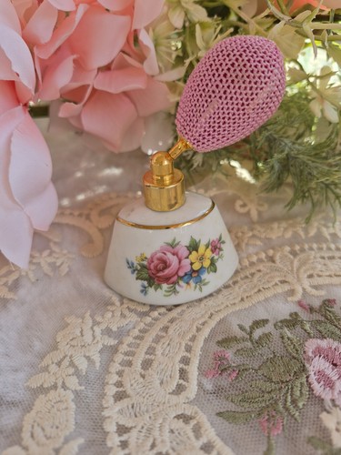 Vintage perfume atomiser - vintage,