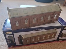Bachmann 44-173 OO Brick Servicing Depot / Engine Shed 
