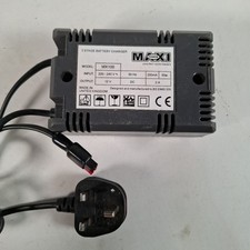 Maxi Power 3 Stage Battery Charger 12V MX100