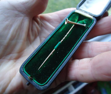 Antique 15 ct Gold  Fox Hunting Stock Pin Featuring Hunt Horn - Cased