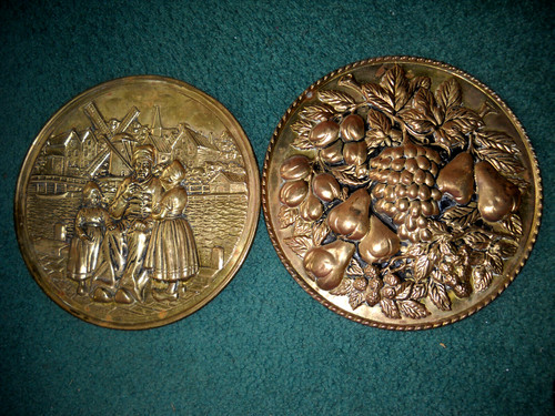 Vtg brass embossed wall - (2),