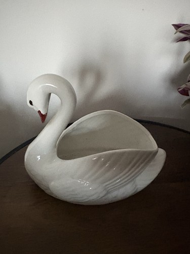 Elegant vintage ceramic swan - elegant,