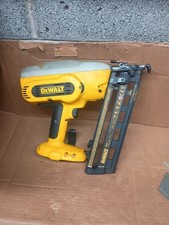 Dewalt DC 618 nail gun